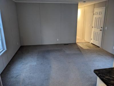 Photo 4 of 11 of home located at 160 Forrest Ave., Lot #45 Springfield, IL 62702