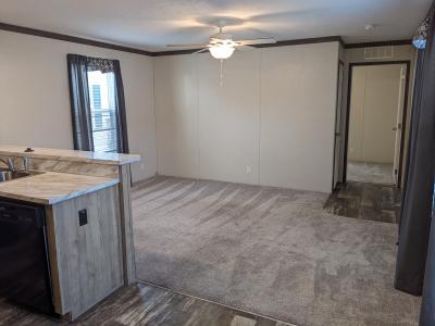 Photo 3 of 11 of home located at 300 Forrest Ave., Lot #89 Springfield, IL 62702