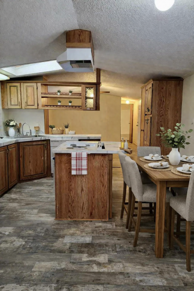 Photo 5 of 14 of home located at 4215 Deems St. #475 Milford, MI 48381