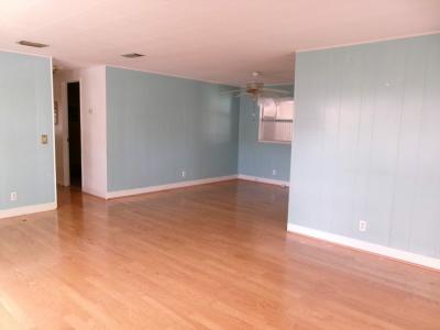 Photo 3 of 7 of home located at 7100 Ulmerton Rd - Lot 1036 Largo, FL 33771