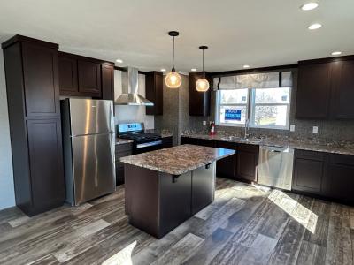 Photo 3 of 6 of home located at 228 Buckingham Drive Lima, OH 45807