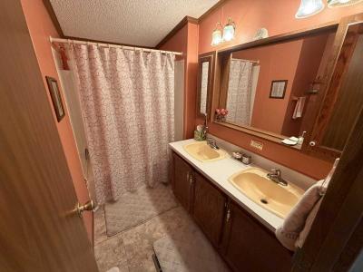 Photo 3 of 12 of home located at 2001 Lake Of The Pines Dr Indianapolis, IN 46234