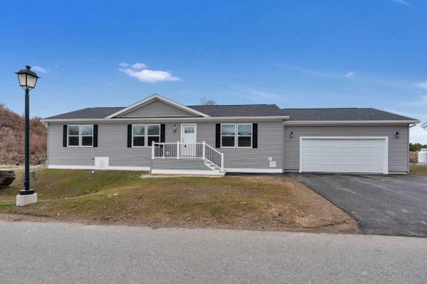 Photo 1 of 2 of home located at 22 Colony Way Kittery, ME 03904