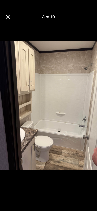 Photo 4 of 8 of home located at 344 Campbell Road Defuniak Springs, FL 32435