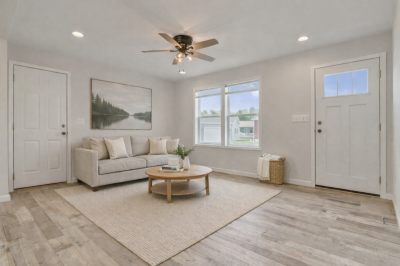 Photo 3 of 6 of home located at 8 Colony Way Kittery, ME 03904