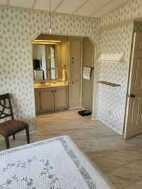 1984 Glenwood M.H. Mobile Home