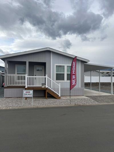 Photo 2 of 16 of home located at 3555 S. Pacific Hwy Medford, OR 97501