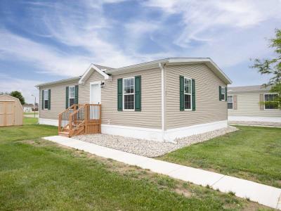 Photo 3 of 6 of home located at 182 Newbury Adrian, MI 49221