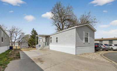 Mobile Home at 2885 E Midway Blvd #815 Denver, CO 80234