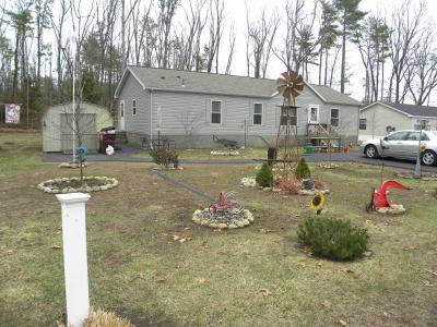 Photo 4 of 56 of home located at 900 Rock City Rd Ballston Spa, NY 12020