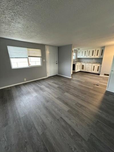 Photo 3 of 12 of home located at 605 California Way Sp. #11 Longview, WA 98632