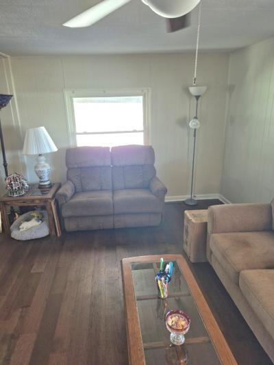 Photo 2 of 8 of home located at 21320 W. Spruce Drive Warrenton, MO 63383