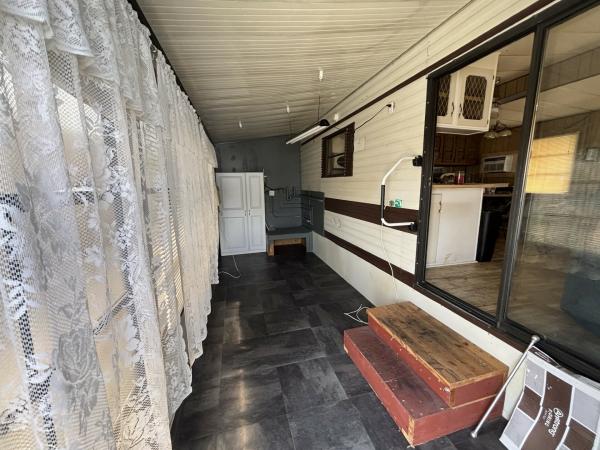 1984 Mobile Home
