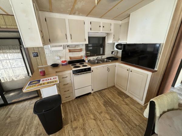 1984 Mobile Home