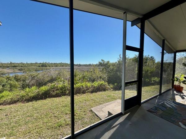 1988 FUQU FH3610483AB Mobile Home