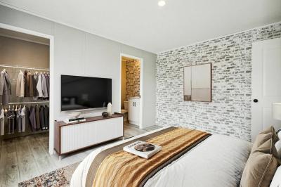 Photo 3 of 6 of home located at 2240 Douglas Dr Highland, MI 48357