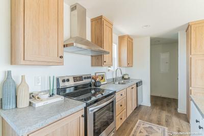 Photo 3 of 11 of home located at 286 Highland Dr Highland, MI 48357