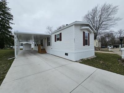 Mobile Home at 6041 W Freshman Drive Lot Wf6041 Saginaw, MI 48604