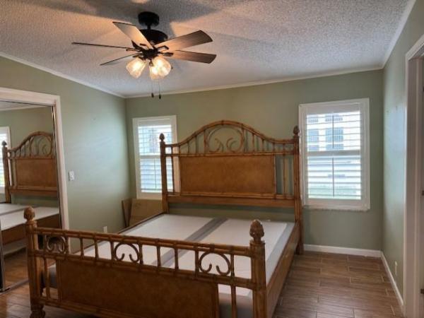 1990 Country Manufactured Home