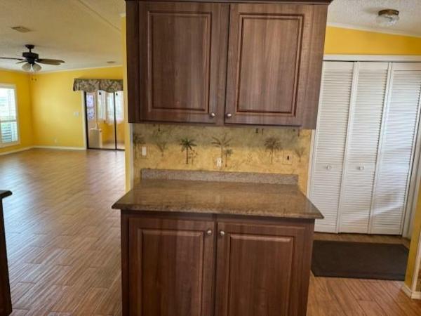 1990 Country Manufactured Home