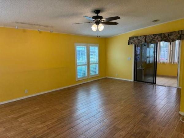 1990 Country Manufactured Home