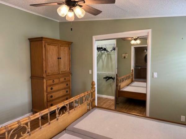 1990 Country Manufactured Home