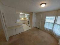 1989 Homes of Merit LW240 Manufactured Home