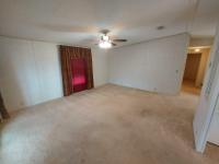 1989 Homes of Merit LW240 Manufactured Home