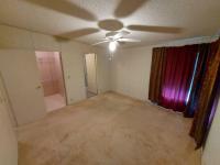 1989 Homes of Merit LW240 Manufactured Home