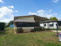 1989 Homes of Merit LW240 Manufactured Home