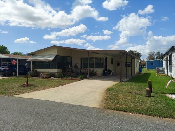 1989 Homes of Merit LW240 Manufactured Home