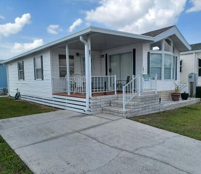 Photo 2 of 12 of home located at 37811 Chancey Rd., Site 281 Zephyrhills, FL 33541