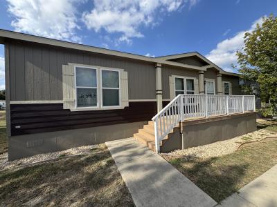Mobile Home at 7460 Kitty Hawk Road Site 330 Converse, TX 78109