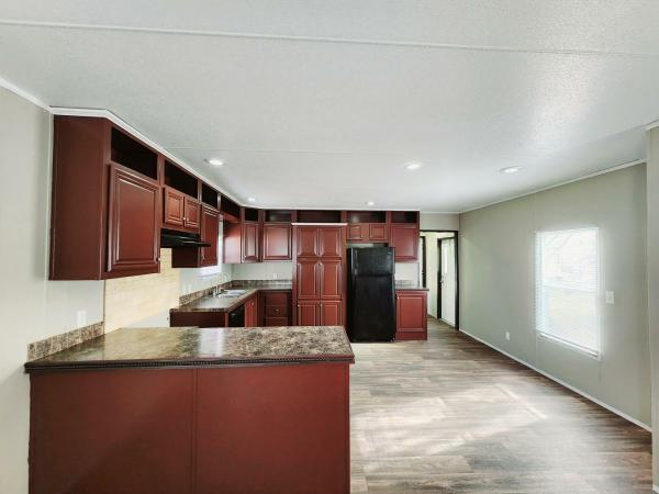 2013 Clayton Homes Inc Mobile Home For Sale