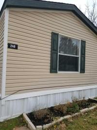 2005 American Homestar Corp Oak Creek Mobile Home