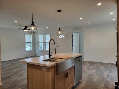 Photo 5 of 21 of home located at 221 Little Peninsula Elgin, IL 60123