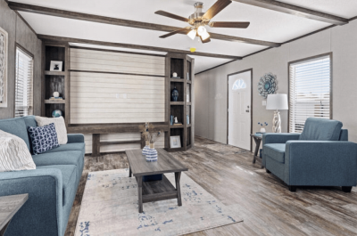 Photo 5 of 29 of home located at 305 Fryer #Fr305 Conroe, TX 77301