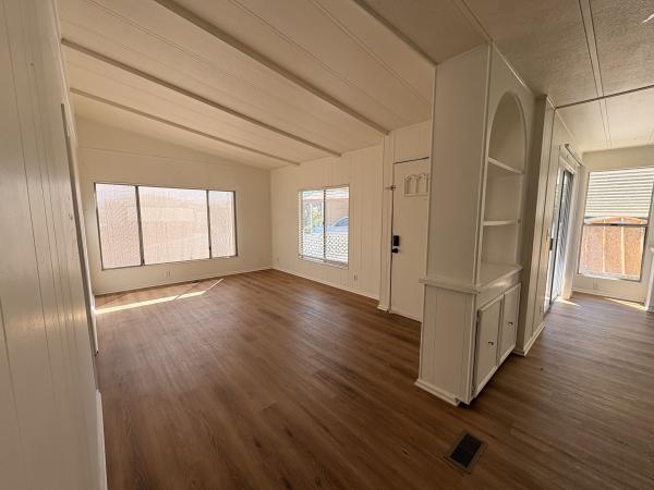 1980 Silvercrest Edinborough Mobile Home