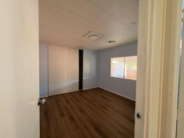 1980 Silvercrest Edinborough Mobile Home