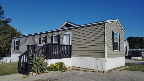 2021 Champion Grand Slam Mobile Home