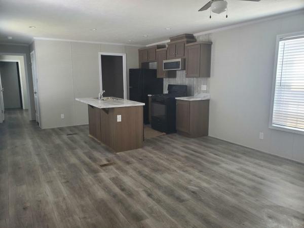 Photo 1 of 2 of home located at 140 Country Forest Dr. #140 Fort Wayne, IN 46818