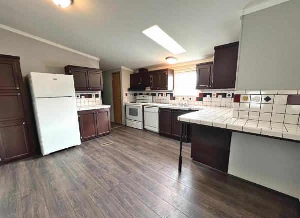 Photo 1 of 2 of home located at 110 Fox Hound Court Grand Blanc, MI 48439