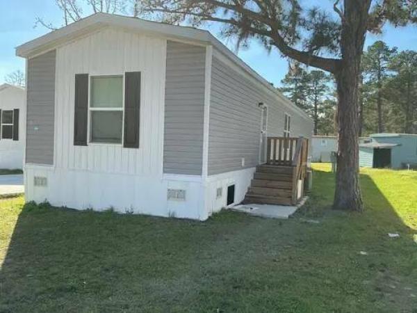 Photo 1 of 2 of home located at 300 Brantley Drive Lot # 43 Hinesville, GA 31313