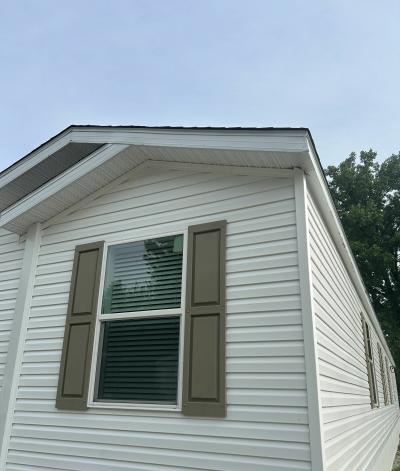 Mobile Home at 309 17th Ave. East, Lot# 21 Milan, IL 61264