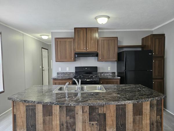 Photo 1 of 2 of home located at 2770 West Sid Drive Lot 268 Saginaw, MI 48601