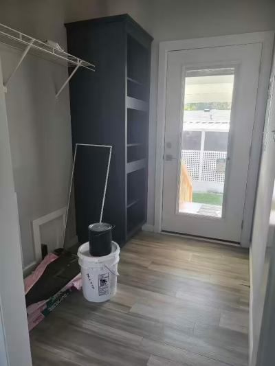 Photo 5 of 9 of home located at 108 Tanglewood Ln Thonotosassa, FL 33592