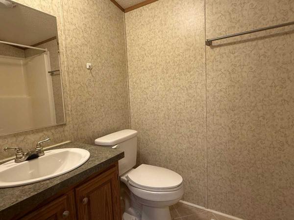 2011 Commodore Manufactured Home