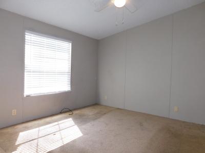 Photo 5 of 35 of home located at 1630 Gallahad Dr Lakeland, FL 33810