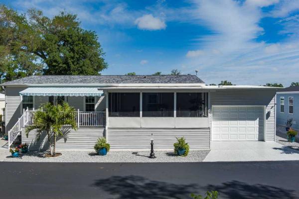 Photo 1 of 2 of home located at 214 57th Ct E Palmetto, FL 34221