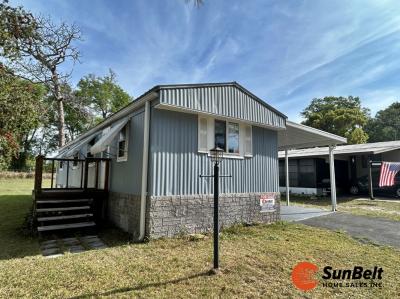 Photo 2 of 33 of home located at 2828 NE 49th Avenue Lot 76 Ocala, FL 34470